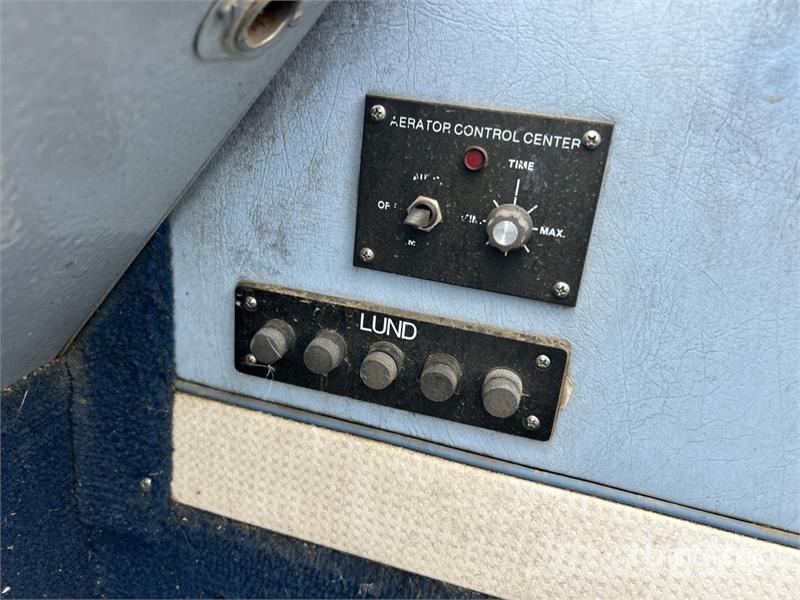 Lund Pro-V DLX 1890 18 ft Fishing Boat Boote / Prahme