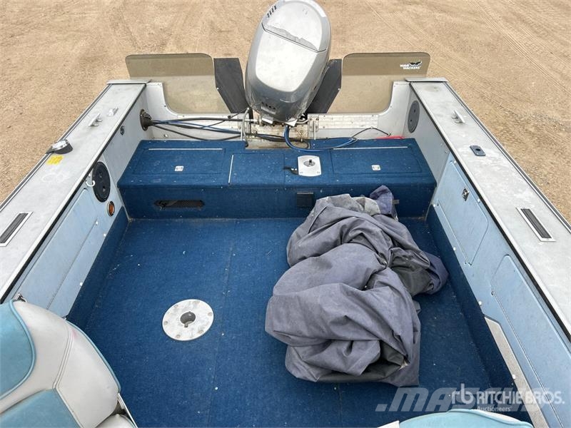 Lund Pro-V DLX 1890 18 ft Fishing Boat Boote / Prahme