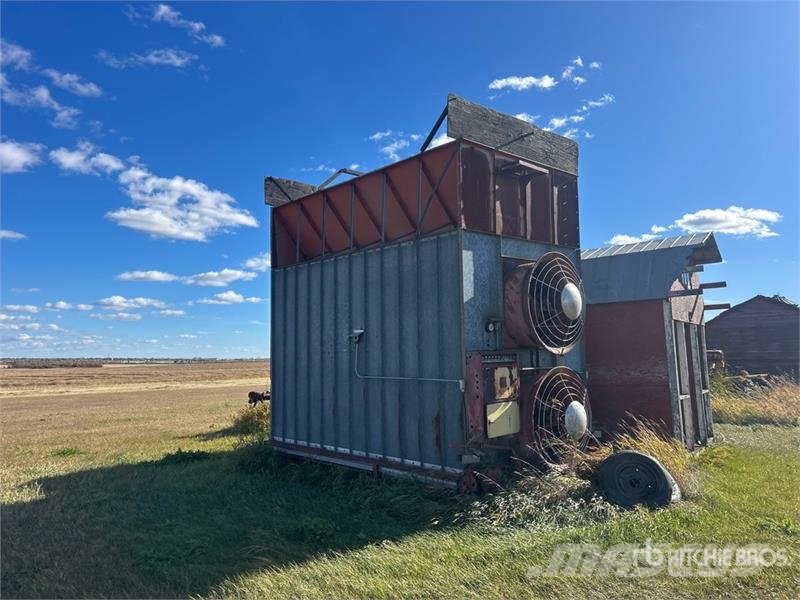 M-C Farm Equipment 400B-10 Grain Dryer (Inoperable Sušare žitarica