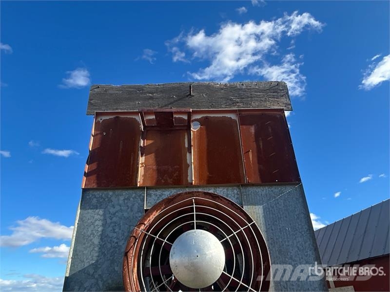 M-C Farm Equipment 400B-10 Grain Dryer (Inoperable Sušare žitarica