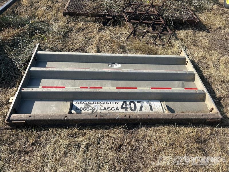 M&M Trailer Co. Dump Truck Steel Tailgate Muud osad