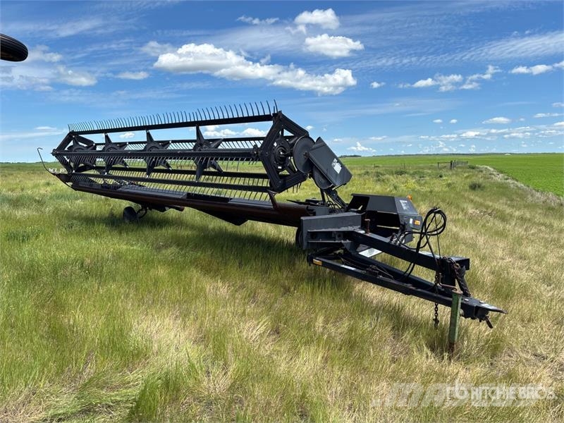 MacDon 1900 Premium 25 ft Pull Type Swather Windrower محشات