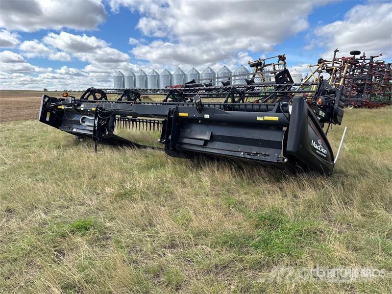 MacDon 25 ft Windrower Header Segadoras hileradoras