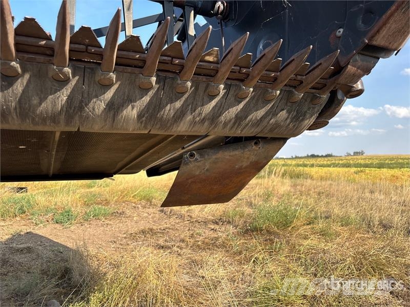 MacDon 25 ft Windrower Header محشات