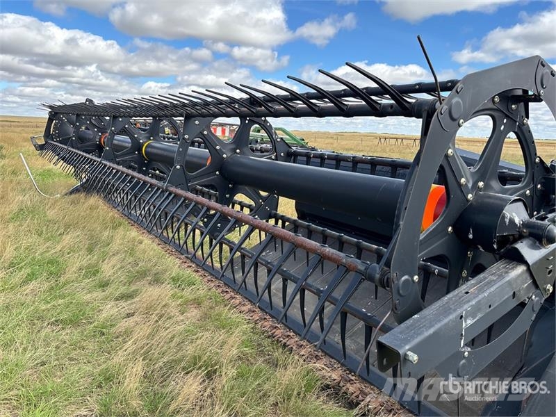 MacDon 25 ft Windrower Header Segadoras hileradoras