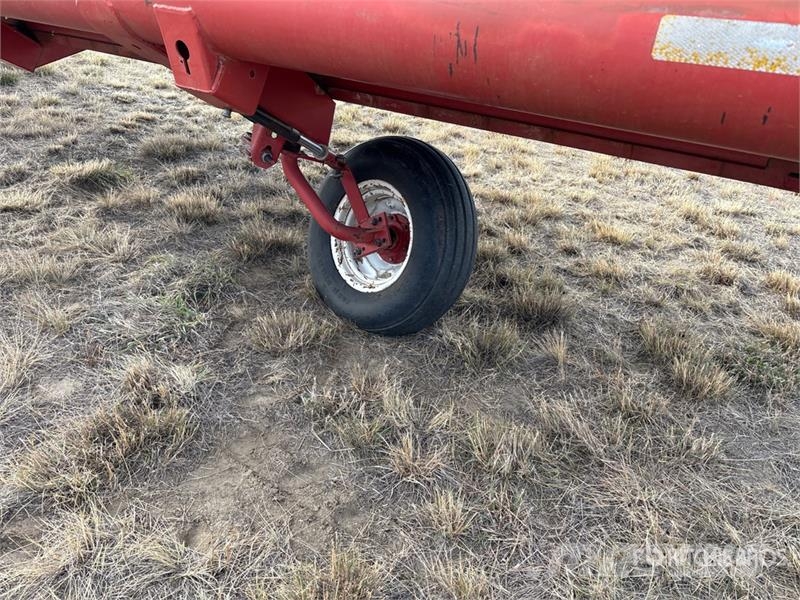 MacDon 30 ft Pull Type Swather Windrower Segadoras hileradoras