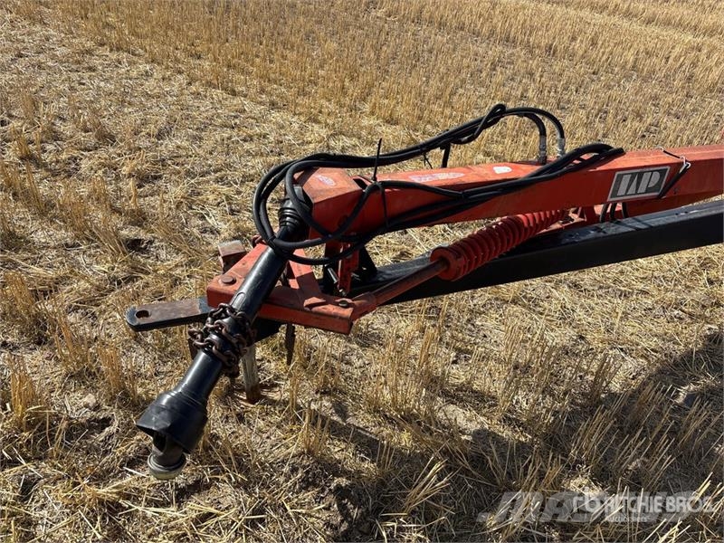 MacDon 36 ft Pull Type Swather Windrower Sakupljači