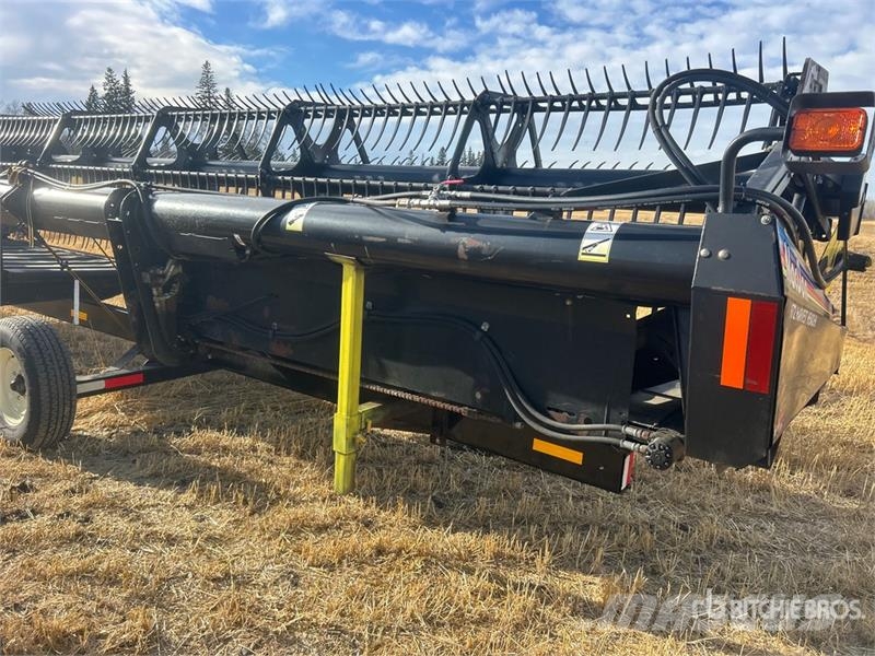MacDon 9352 25 ft Swather Windrower Sakupljači