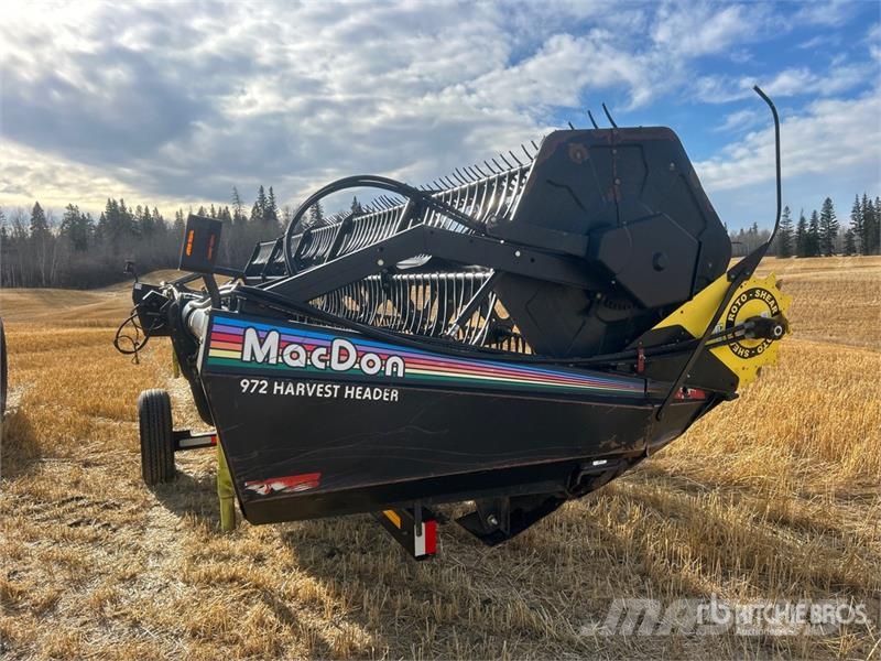 MacDon 9352 25 ft Swather Windrower Sakupljači