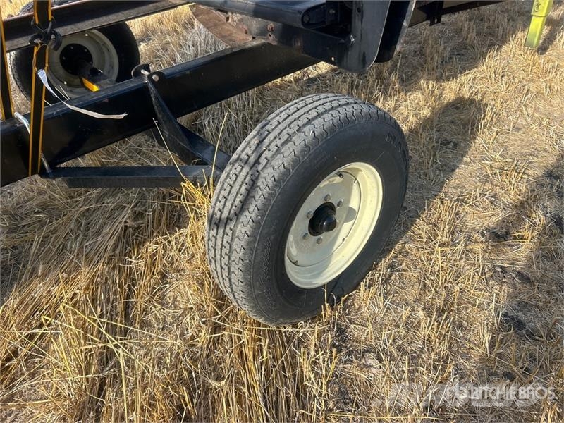 MacDon 9352 25 ft Swather Windrower Sakupljači