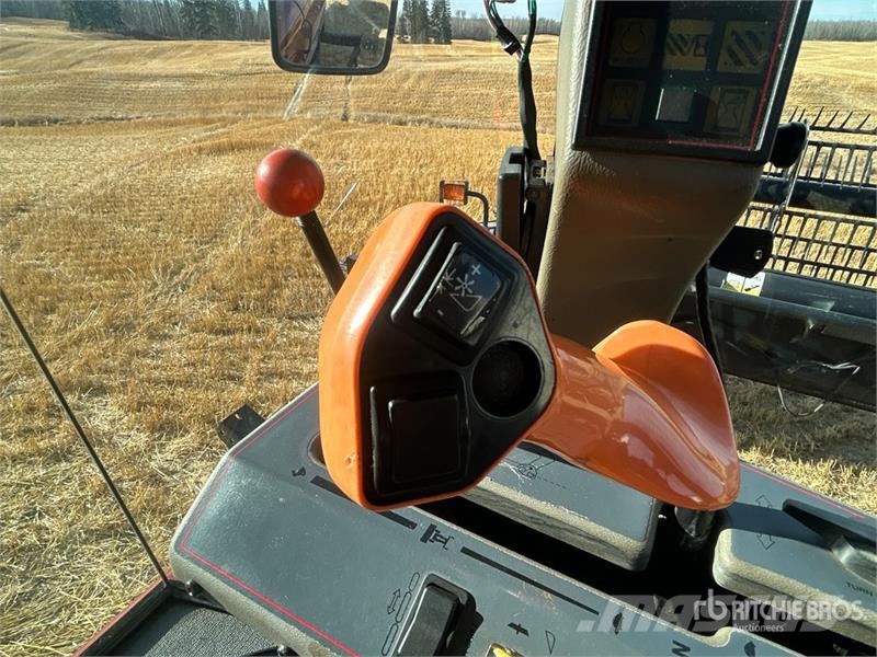 MacDon 9352 25 ft Swather Windrower Sakupljači