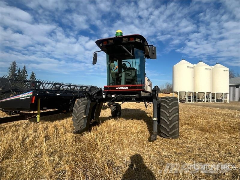 MacDon 9352 25 ft Swather Windrower Sakupljači