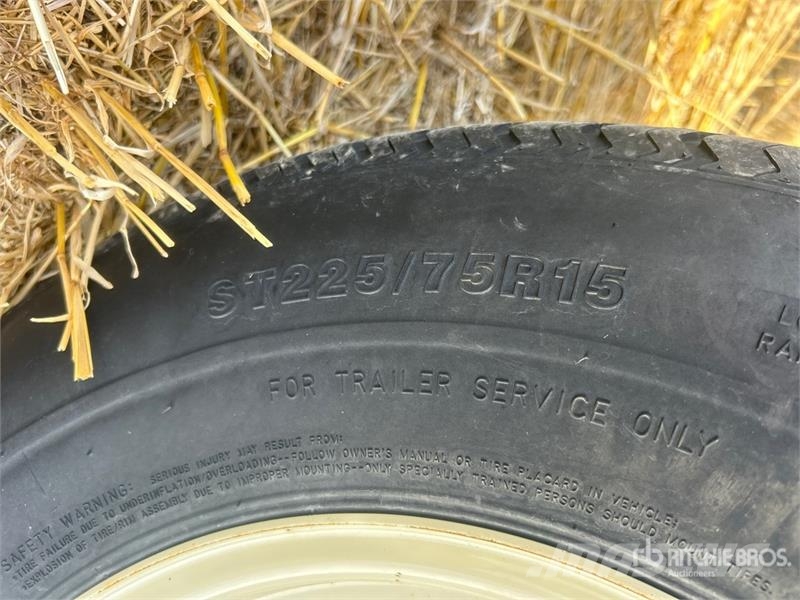 MacDon 9352 25 ft Swather Windrower Sakupljači