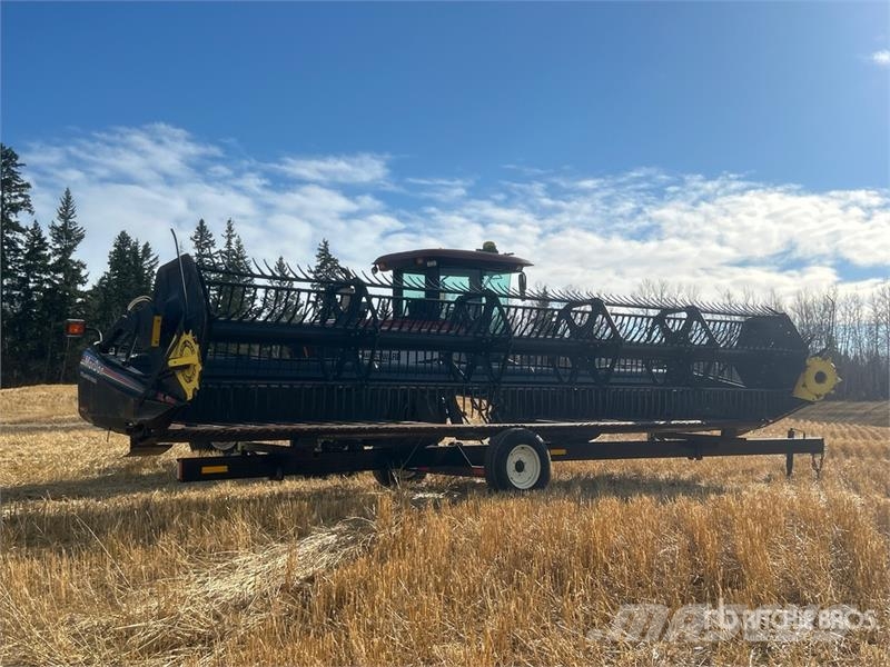 MacDon 9352 25 ft Swather Windrower Sakupljači