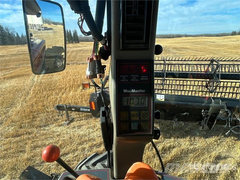 MacDon 9352 25 ft Swather Windrower Sakupljači