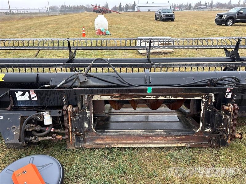 MacDon 960 24 ft Draper Combine Header Cabeçotes de colheitadeira