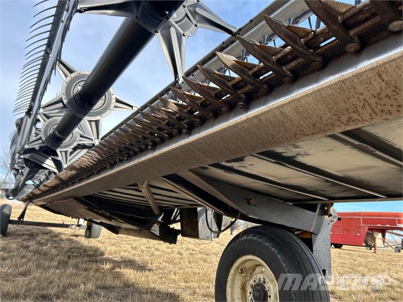 MacDon 960 36 ft Draper Combine Header Skjærebord til skurtresker