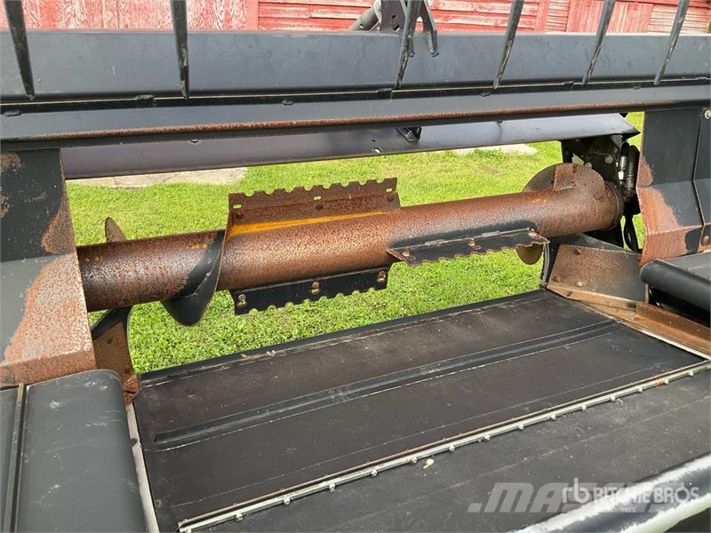 MacDon 962 30 ft Draper Combine Header Testate per mietitrebbie
