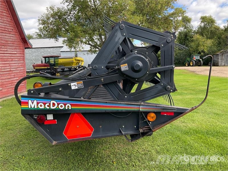 MacDon 962 30 ft Draper Combine Header Testate per mietitrebbie