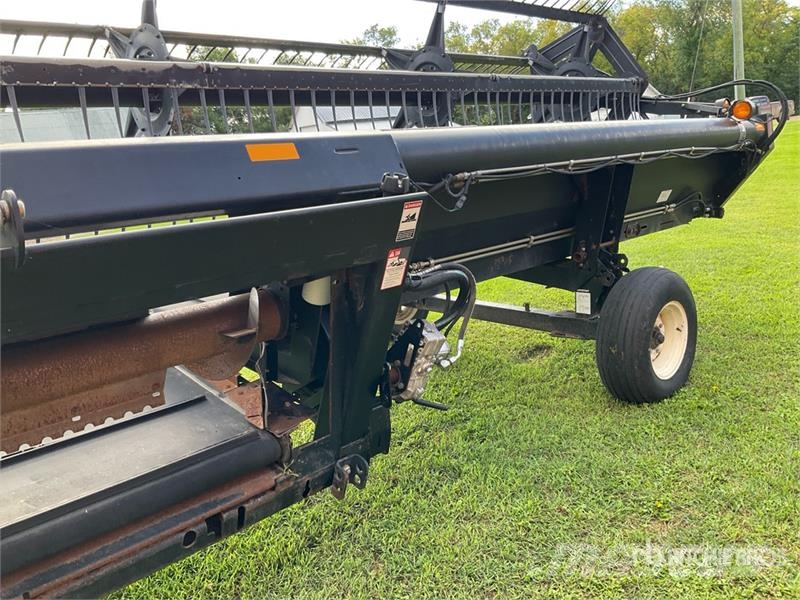 MacDon 962 30 ft Draper Combine Header Testate per mietitrebbie