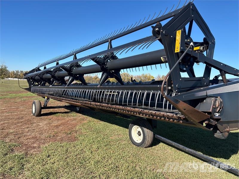 MacDon 962 30 ft Draper Combine Header Glave hederi za kombajne