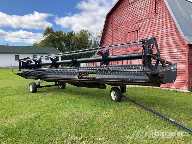 MacDon 962 30 ft Draper Combine Header Testate per mietitrebbie