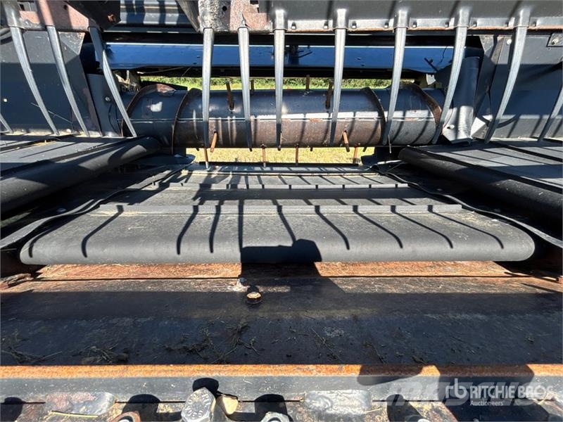 MacDon 962 36 ft Draper Combine Header 联合收割机头