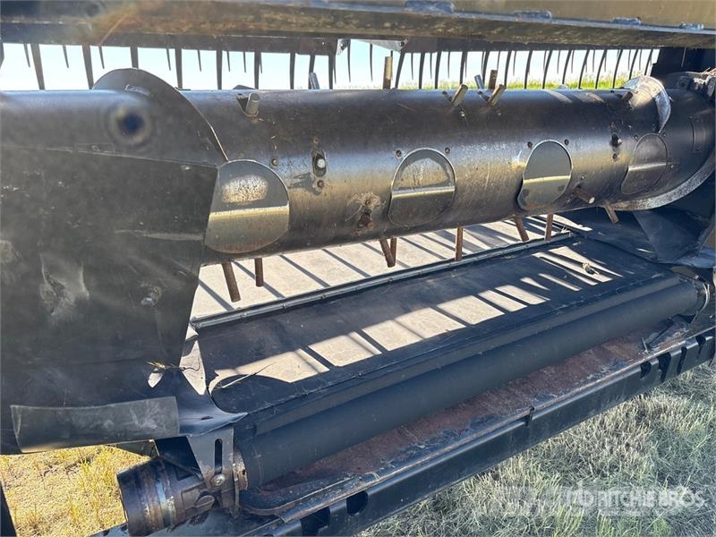 MacDon 962 36 ft Draper Combine Header 联合收割机头