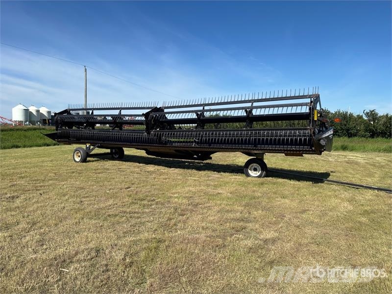 MacDon 962 36 ft Draper Combine Header 联合收割机头