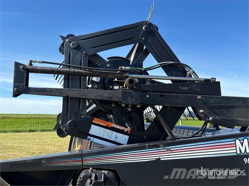 MacDon 962 36 ft Draper Combine Header 联合收割机头