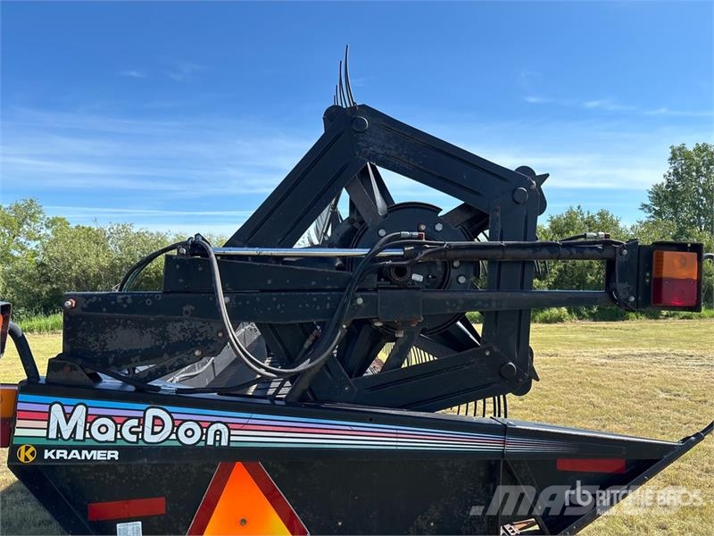 MacDon 962 36 ft Draper Combine Header 联合收割机头