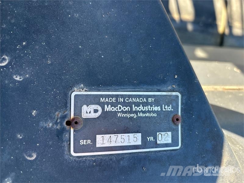 MacDon 972 Barre de coupe pour moissonneuse batteuse