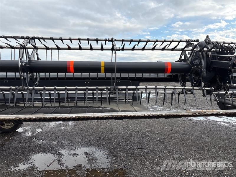 MacDon D65 35 ft Draper Windrower Header Рядкові жатки