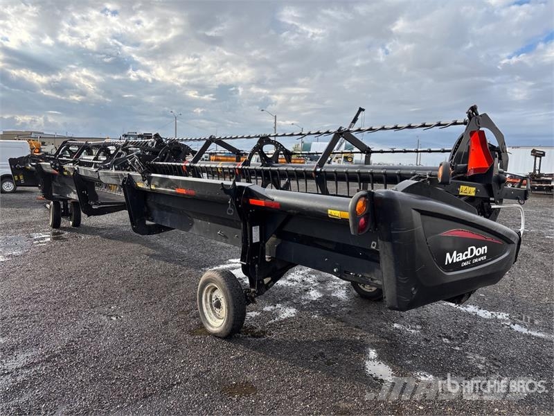MacDon D65 35 ft Draper Windrower Header Рядкові жатки