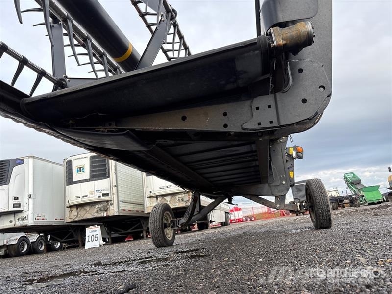 MacDon D65 35 ft Draper Windrower Header Рядкові жатки