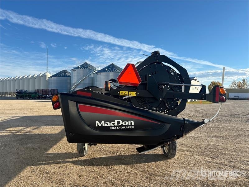 MacDon D65 40 ft Draper Combine Header رؤوس الحصادات الدراسات