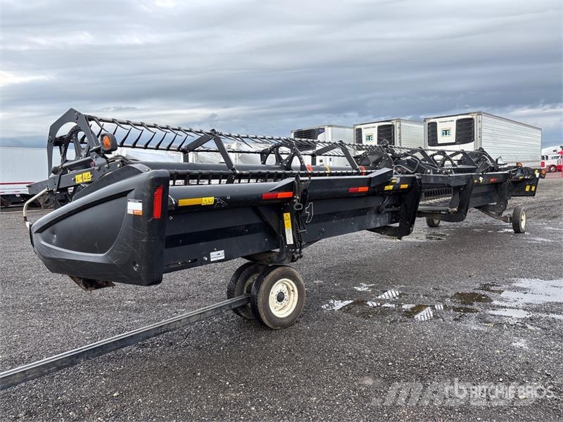 MacDon D65 40 ft Draper Windrower Header Sakupljači