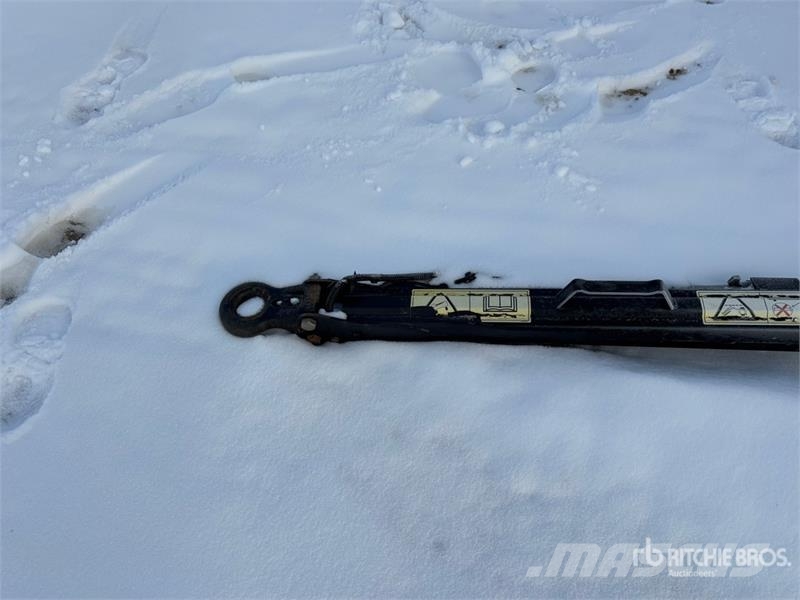 MacDon D65-S 35 ft Draper Combine Header رؤوس الحصادات الدراسات
