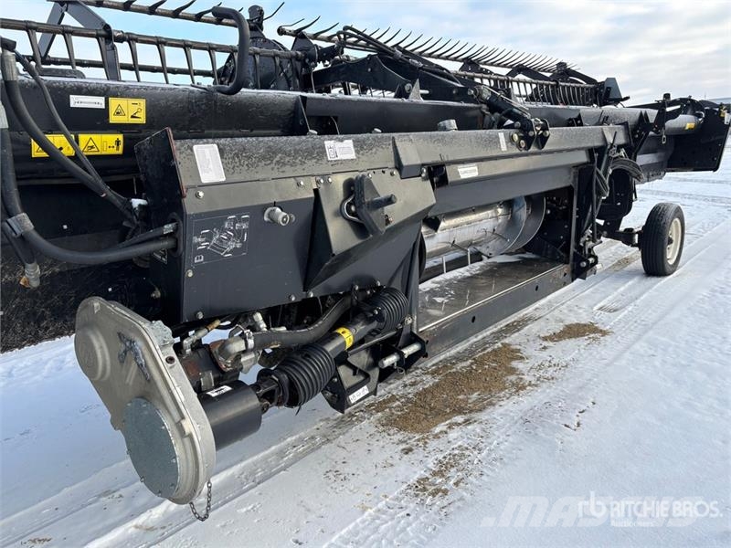 MacDon D65-S 35 ft Draper Combine Header رؤوس الحصادات الدراسات