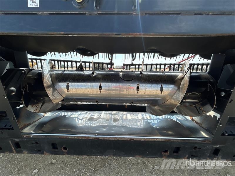 MacDon FD135 35 ft Flex Draper Combine Header Maaidorser aanbouwdelen