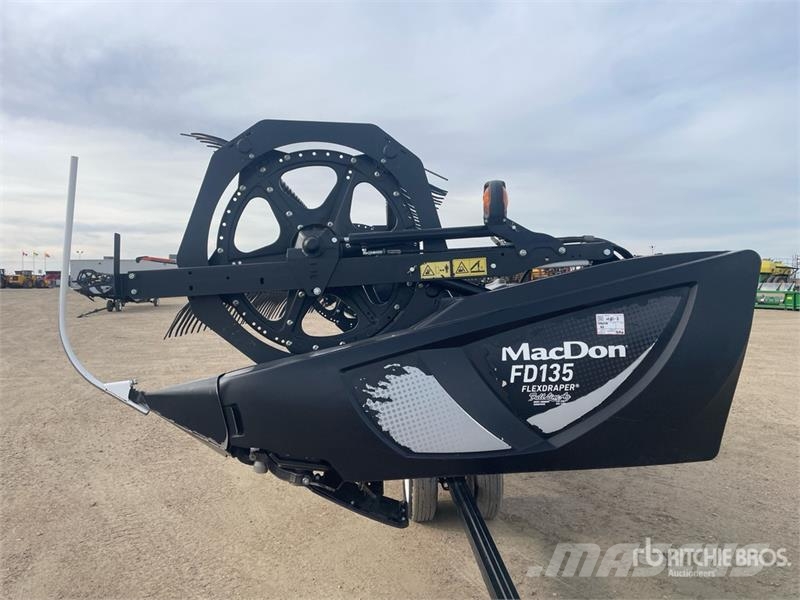 MacDon FD135 35 ft Flex Draper Combine Header Combine harvester heads