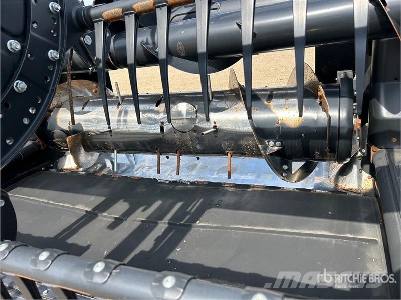 MacDon FD135 35 ft Flex Draper Combine Header Maaidorser aanbouwdelen