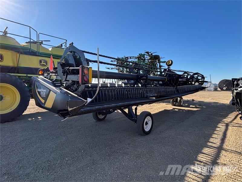 MacDon FD135 35 ft Flex Draper Combine Header Erntevorsätze