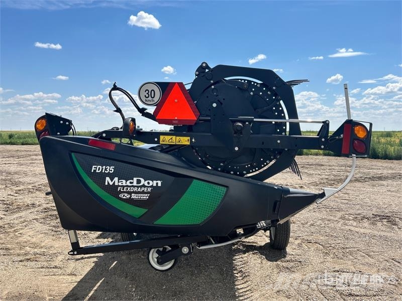 MacDon FD135 35 ft Flex Draper Combine Header Erntevorsätze