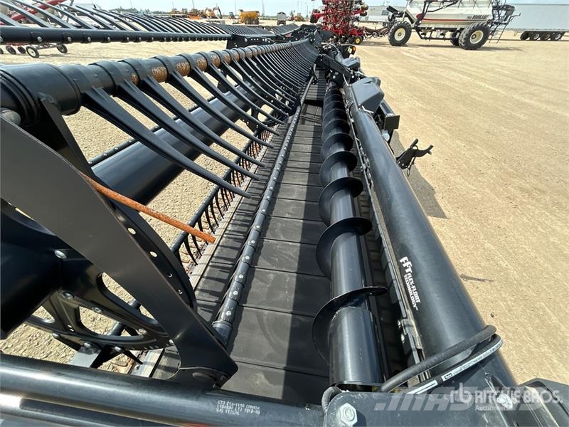 MacDon FD135 35 ft Flex Draper Combine Header Maaidorser aanbouwdelen