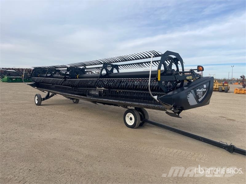 MacDon FD135 35 ft Flex Draper Combine Header Combine harvester heads