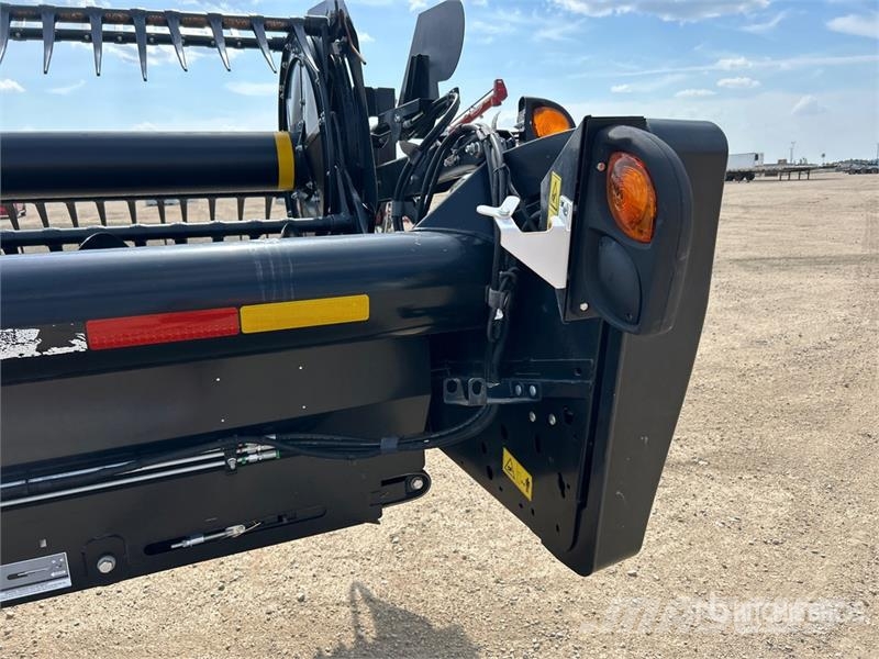 MacDon FD135 35 ft Flex Draper Combine Header Maaidorser aanbouwdelen