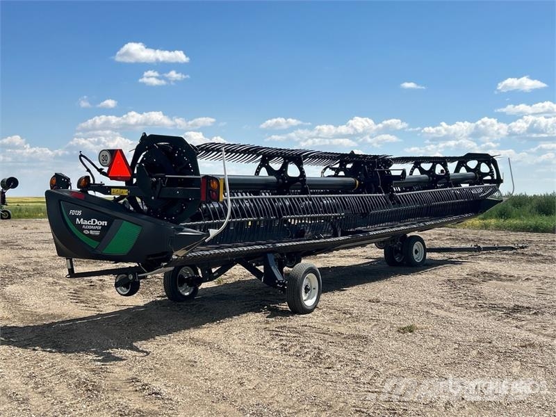 MacDon FD135 35 ft Flex Draper Combine Header Erntevorsätze