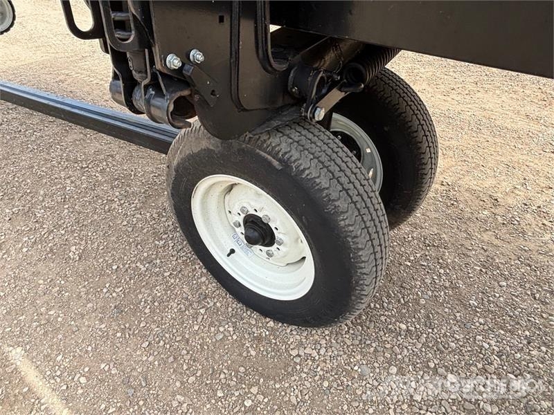 MacDon FD140 رؤوس الحصادات الدراسات