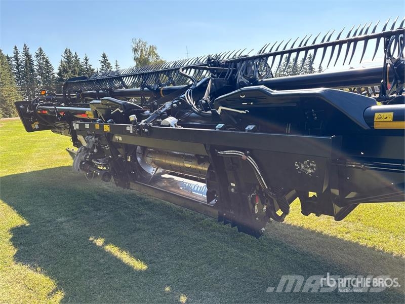 MacDon FD140 Barre de coupe pour moissonneuse batteuse
